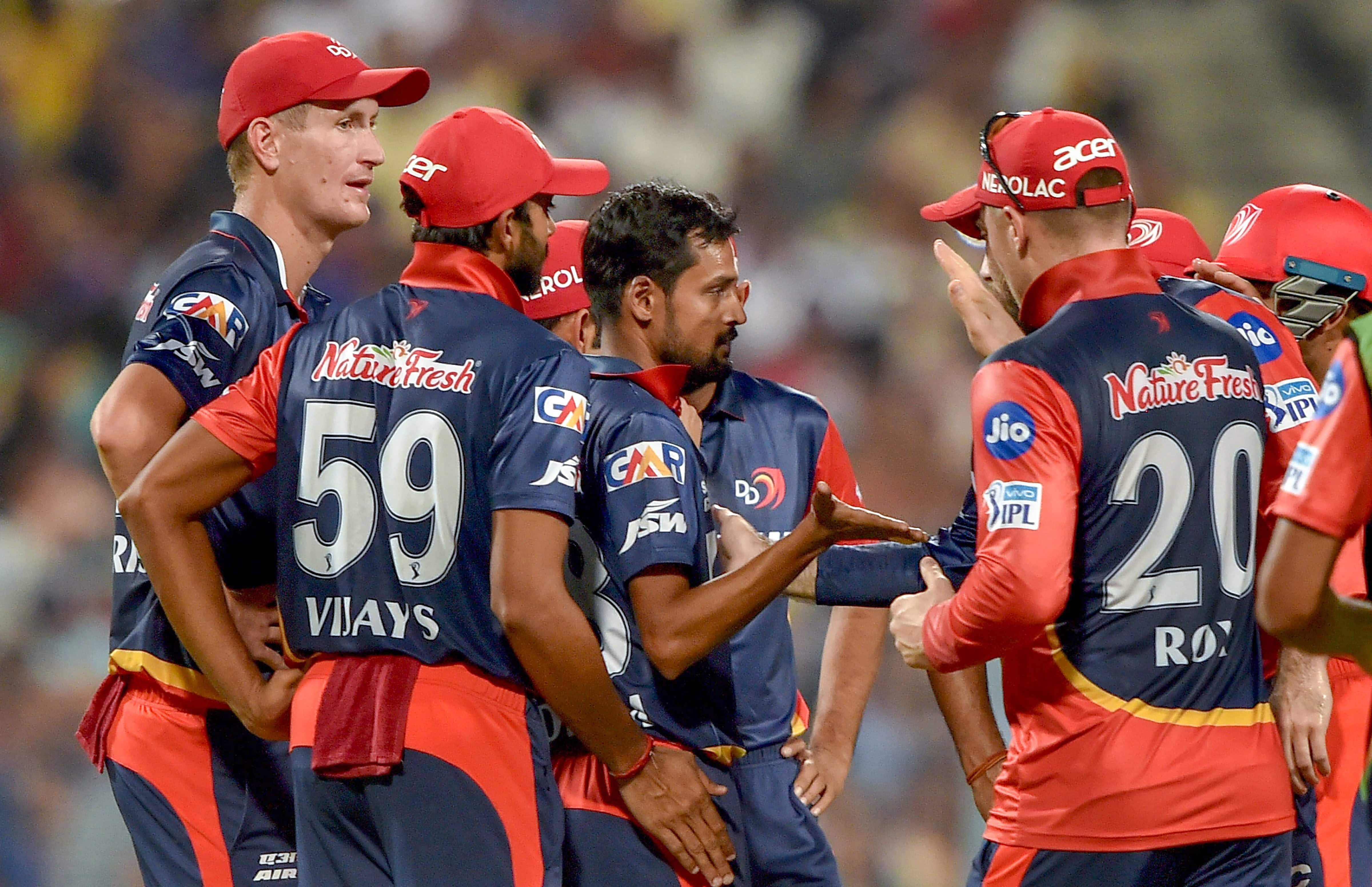 IPL betting racket busted, 6 held IPL betting racket busted, 6 held