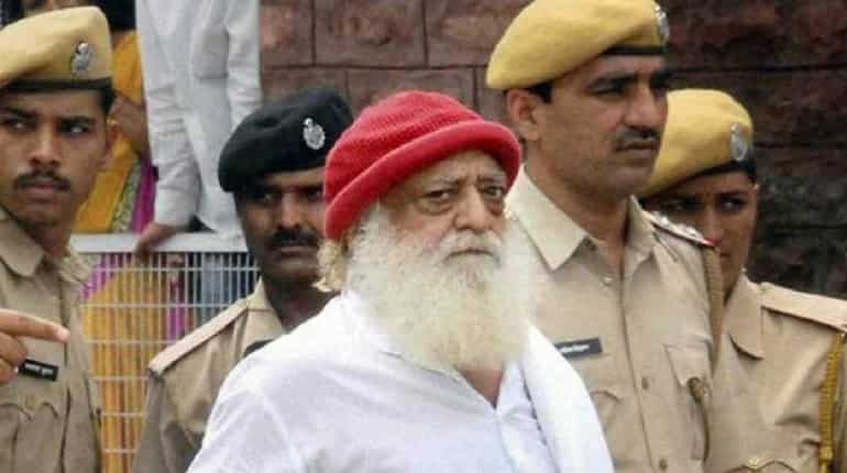Big officers bow at my feet, 'surrender' to me: Asaram told girl he raped Big officers bow at my feet, 'surrender' to me: Asaram told girl he raped
