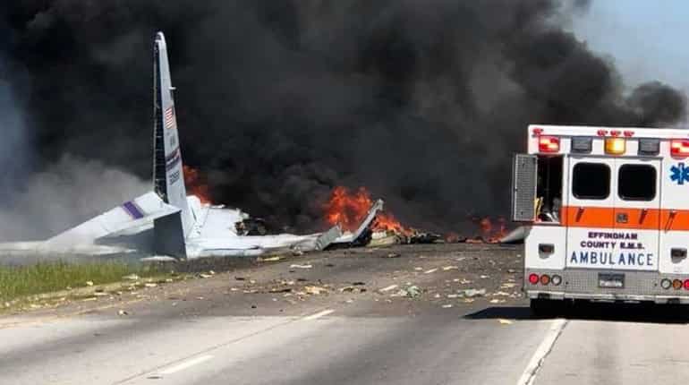 Military plane with 9 aboard crashes in Georgia, survivors unlikely