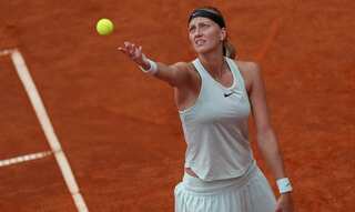 Petra Kvitova beat Zhang Shua to enter finals of Prague Open