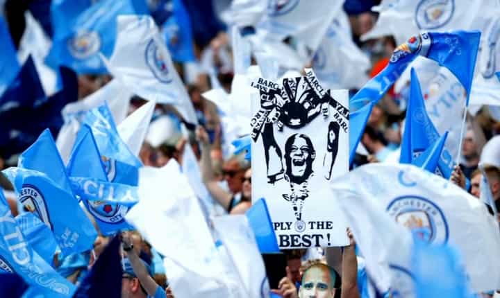 Fans cheer for the Champions