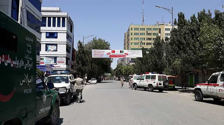 Suicide bombers, gunmen attack Kabul police stations Suicide bombers, gunmen attack Kabul police stations