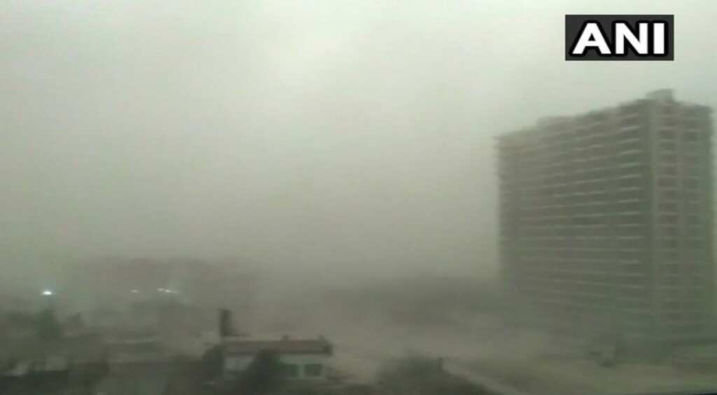 Dust storms in UP claim 15 lives, leave 28 injured