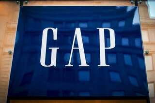 Gap to separate Old Navy brand, close stores; shares soar 25 per cent