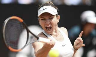 Thiem crashes in Rome, Halep demolishes Osaka
