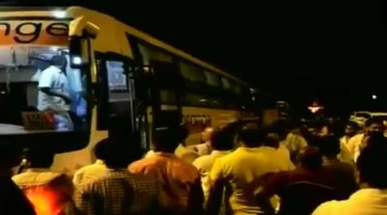 Karnataka: Congress, JD(S) shift MLAs from Bengaluru 'to avoid horse trading'
