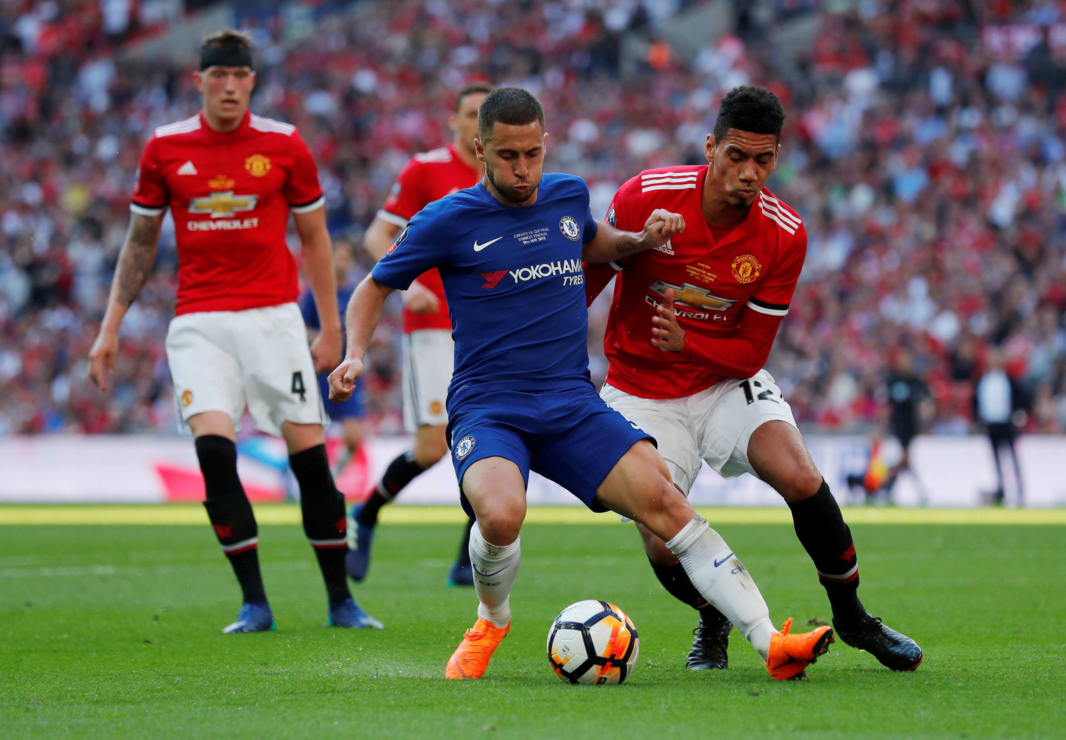 Chelsea edge Man United in FA Cup final with Hazard penalty