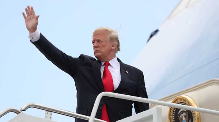 As Special Counsel's investigation progresses, Trump says he has 'absolute' power to pardon himself