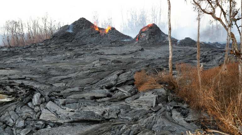 Lava covers potentially explosive well at Hawaii geothermal plant Lava covers potentially explosive well at Hawaii geothermal plant