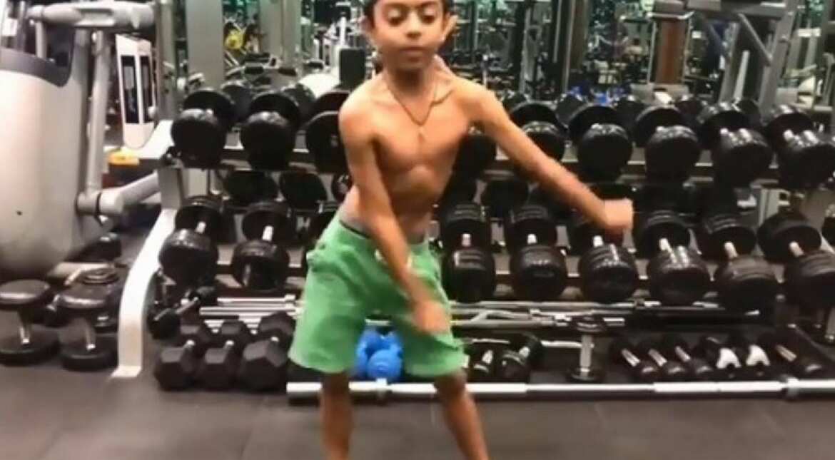 Ajay Devgn and Kajol's son Yug becomes the youngest to take up viral fitness challenge Ajay Devgn and Kajol's son Yug becomes the youngest to take up viral fitness challenge