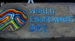 India, EU pledge to 'plog' for plastic-free Delhi