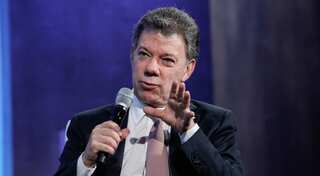 FARC rebels will go back to war if peace talks fail: Colombia President