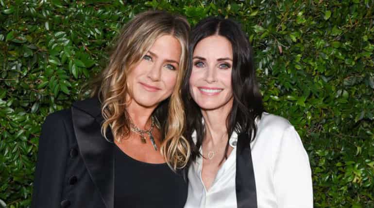 Jennifer Aniston's birthday wishes for 'special human' Courteney Cox Jennifer Aniston's birthday wishes for 'special human' Courteney Cox