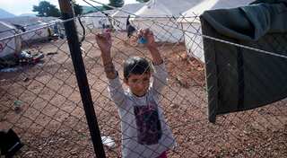 Greece to speed up expulsions of migrants to Turkey