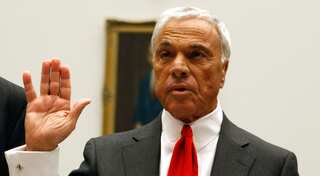 Countrywide Official ex-CEO Mozilo no longer under fraud investigation