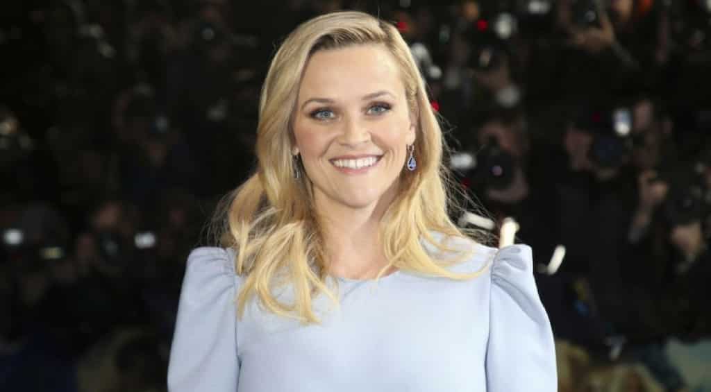 Reese Witherspoon encourages people to 'shop small' this Black Friday