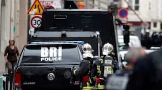 French police end Paris hostage crisis without bloodshed, hostages safe