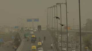 Delhi covered by layer of dust for 3rd day, conditions to remain for 3-4 days