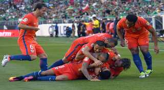 Copa report: Chile romp to stunning 7-0 defeat over Mexico, Argentina bests Venezuela 4-1