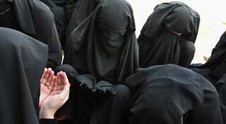 Pregnant Pakistani woman shot dead by brother for 'honour' after marrying a man without family's consent