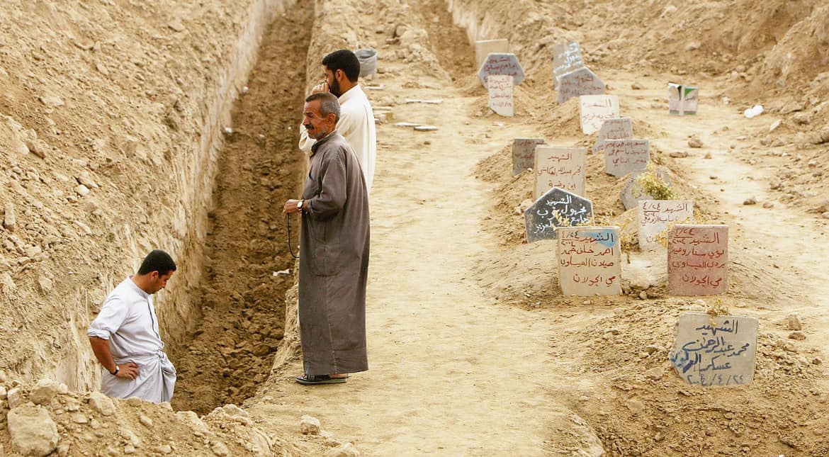 Iraqi forces breakthrough in Fallujah against Islamic State has displaced 30,000 in three days, says NGO