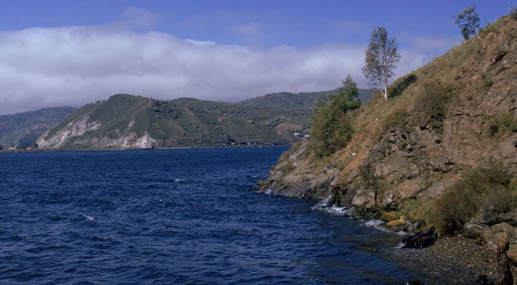14 children drown in Russia lake tragedy