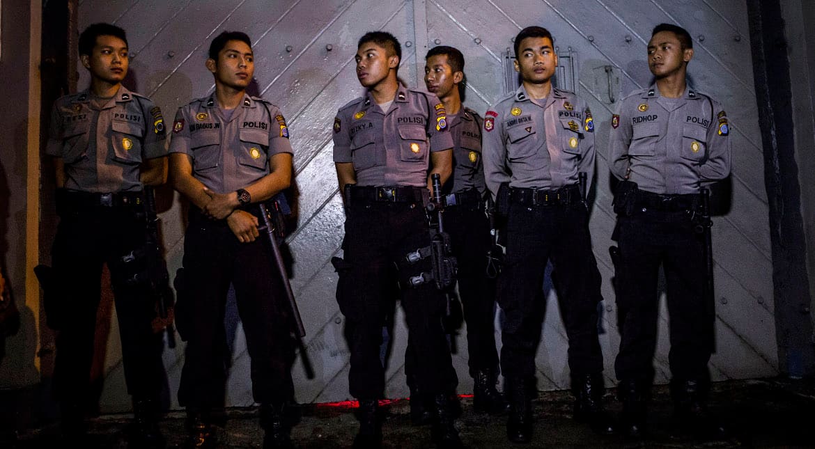 Philippine police kill 11 suspected drug dealers