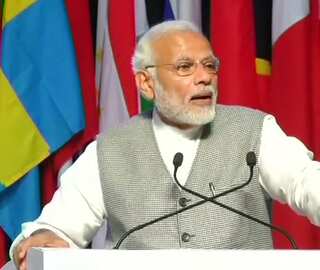 Modi a more brutal dictator than Aurangzeb: Congress