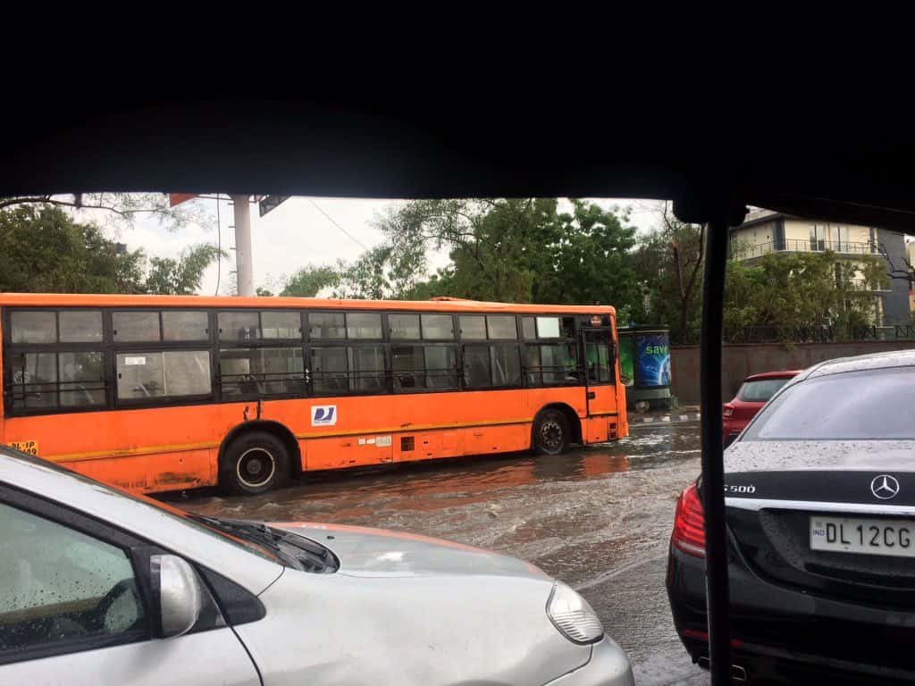 Heavy rains lash Himachal, snowfall in Spiti Heavy rains lash Himachal, snowfall in Spiti