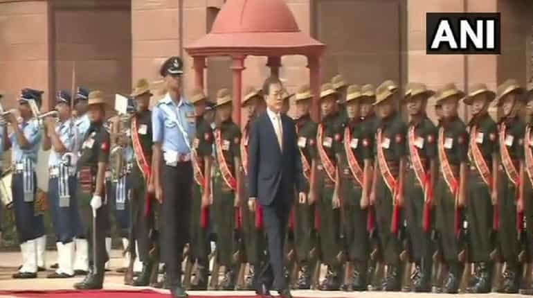 South Korean President Moon Jae-in accorded ceremonial welcome at Rashtrapati Bhawan South Korean President Moon Jae-in accorded ceremonial welcome at Rashtrapati Bhawan