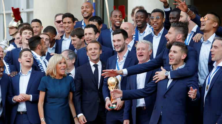 Heroes welcomed by Emmanuel Macron