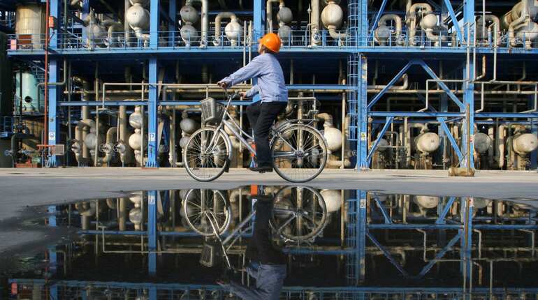 China's CNPC to invest more than $22 billion to boost Xinjiang oil, gas output by 2020