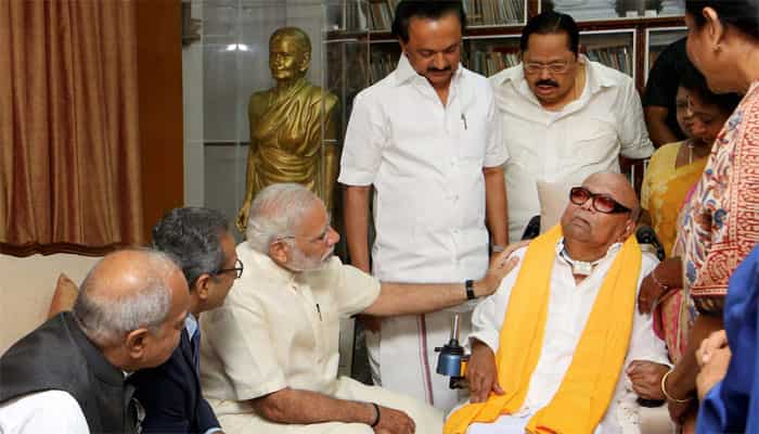 PM Modi, President Kovind offer condolences after Karunanidhi's death PM Modi, President Kovind offer condolences after Karunanidhi's death