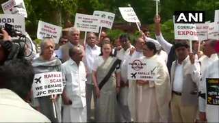 Congress plans month-long agitation, marches against Rafale deal