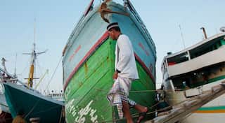Jakarta bans all Indonesian-flagged vessels from sailing to Philippines