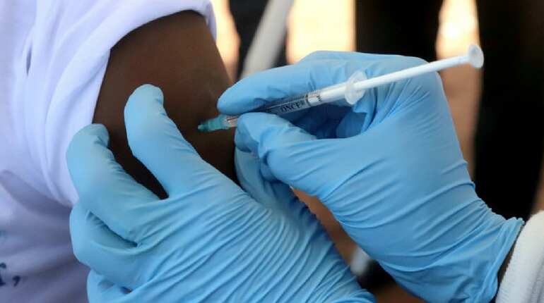 Rwanda seals Congo border after third Ebola case in Goma
