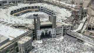 WATCH| Saudi man crashes car into Mecca's grand mosque