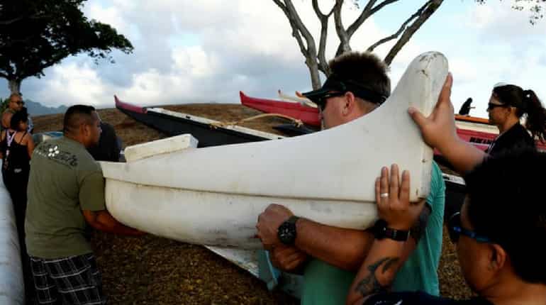 Trump declares emergency as hurricane menaces Hawaii Trump declares emergency as hurricane menaces Hawaii