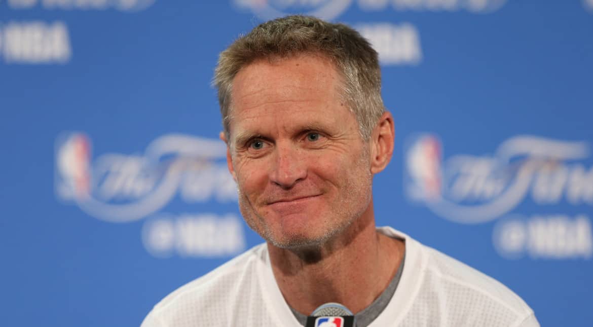 NBA: Warriors coach Kerr makes emotional gun control plea - Sports News