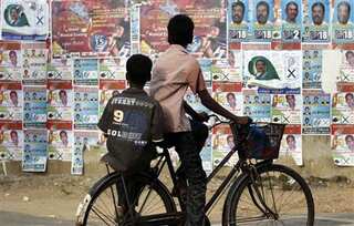 Sri Lanka Tamils push parliament to end crisis