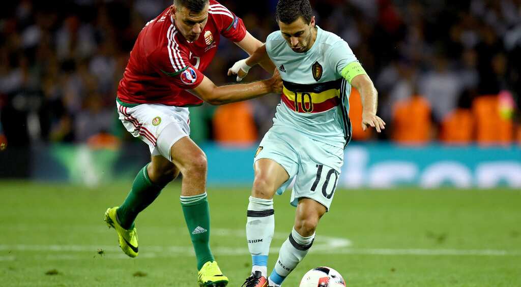 Belgium overwhelm Hungary 4-0