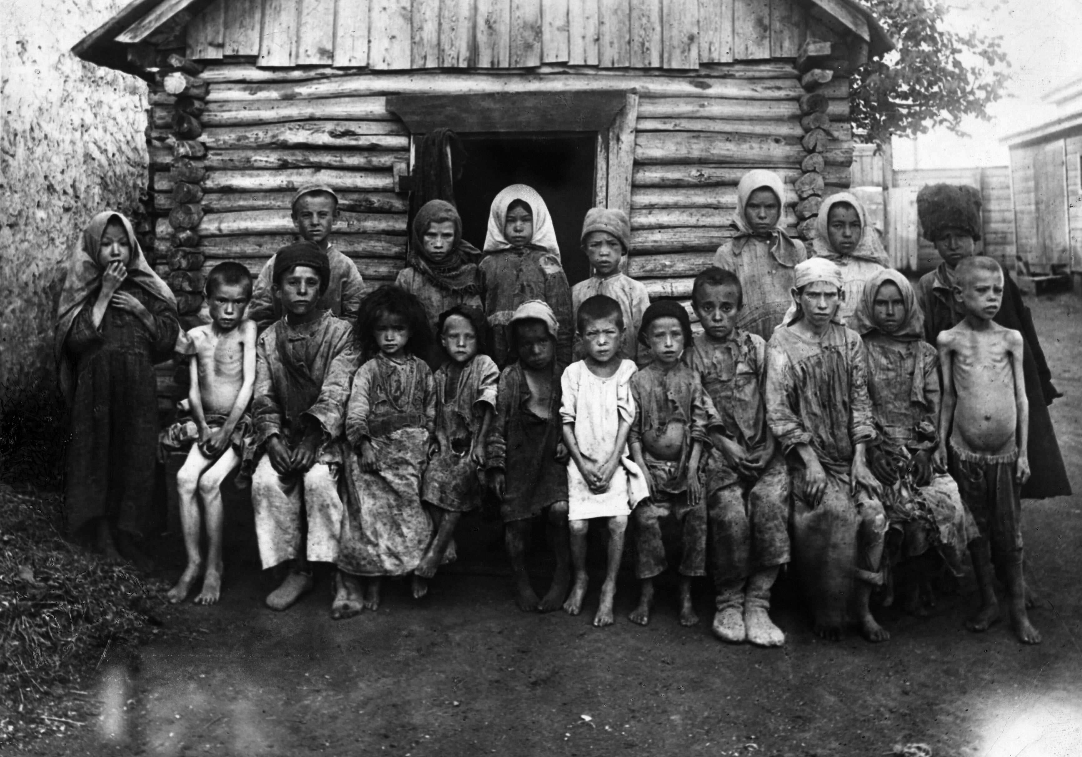 Famished refugee children during the Russian Civil War, somewhere between 1918-1920.