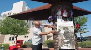 Will Smith, Lennox Lewis to be pallbearers at Muhammad Ali funeral