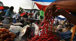 Ramadan raid on frail Indonesian food seller sparks anger