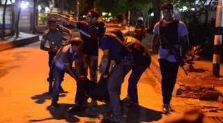 Gunmen take over upscale Dhaka restaurant, Islamic State claims responsibility for attack