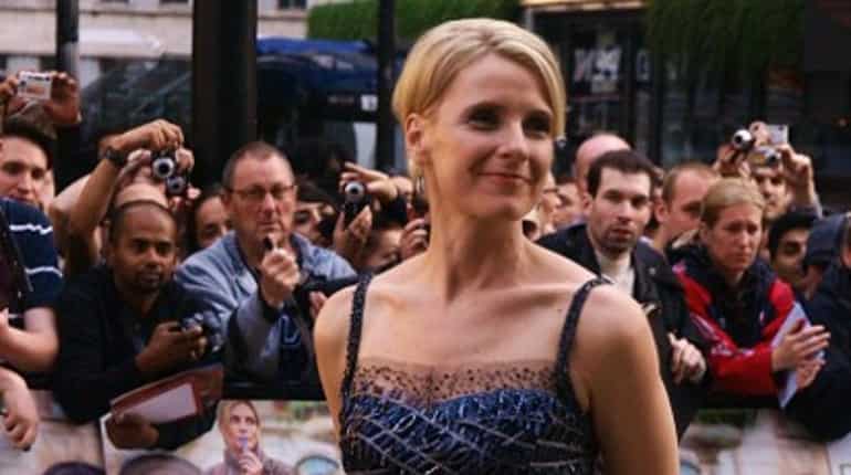 Eat, Pray, Divorce. Best-selling author separates