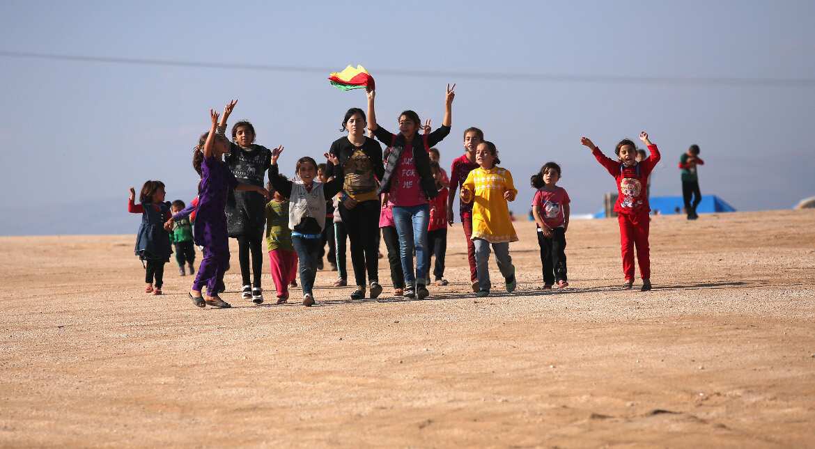 13,000 flee IS bastion Manbij since start of SDF assault