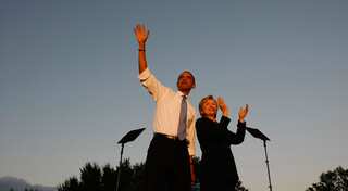Obama hits campaign trail with Hillary