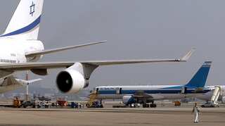 El Al flight lands at Tel Aviv destination after bomb threat
