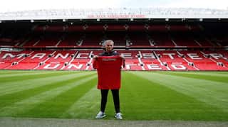 Mourinho is unveiled at ManU, he insists he is a winner